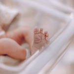Dra. Thaline Neves explica como a medicina fetal contribui para prevenir a prematuridade e garantir mais saúde ao bebê.