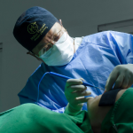 Milton Seigi Hayashi explica a origem da cirurgia plástica e sua evolução.